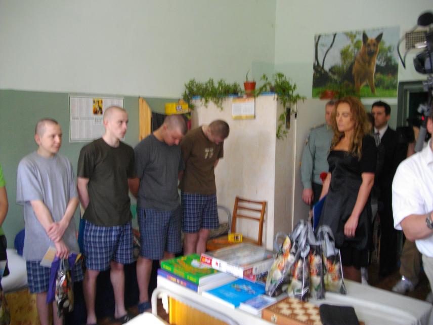 Фото 15 до новини Відвідування виправних установ