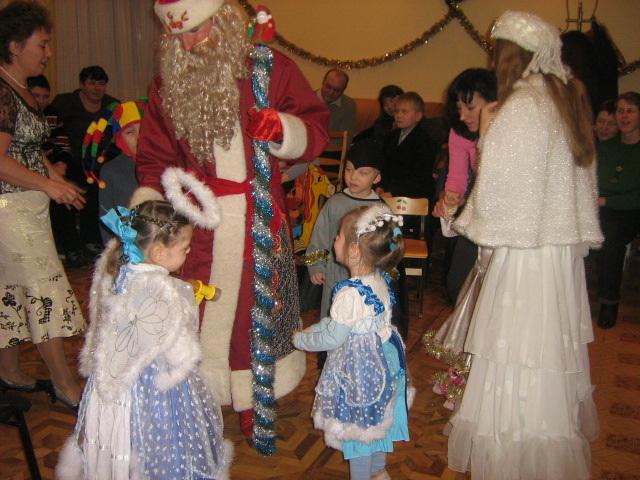 Фото 5 до новини Відвідування будинків-інтернатів для дітей, людей похилого віку та інвалідів