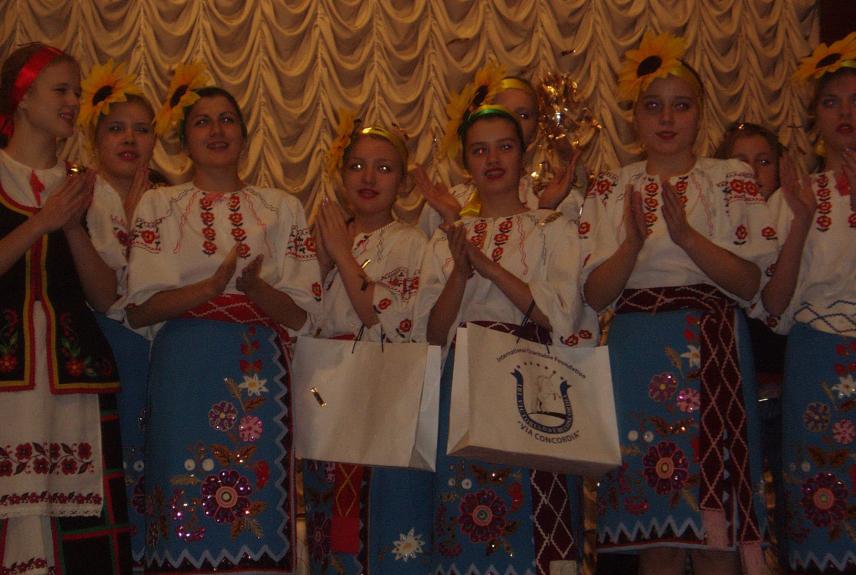 Фото 10 до новини Перший Всеукраїнський фестиваль дітей-сиріт та дітей-інвалідів