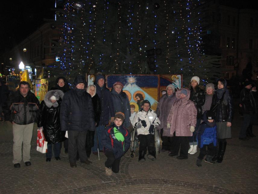 Фото 5 до новини 14 січня 2018 року. Старий Новий рік. Маленькі радощі особливих дітей.