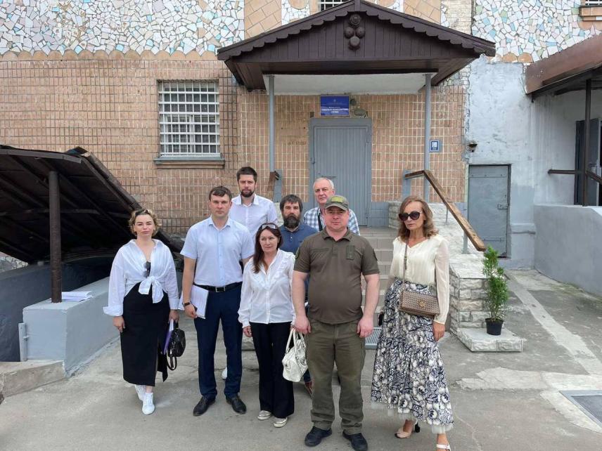 Фото 1 до новини 25 Липня 2023 Року.  виїздна Нарада У Складі Спостережної Комісії При Шевченківській РДА в ДУ «Київський Слідчій Ізолятор»